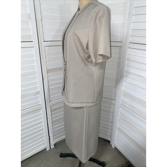 Elisabeth Williams 90s Taupe Women’s 2 Piece Skirt Suit Polyester Large - Picture 7 of 10